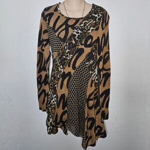 Fleur de Lis Patchwork Graphic Print Long Sleeve Tunic Top